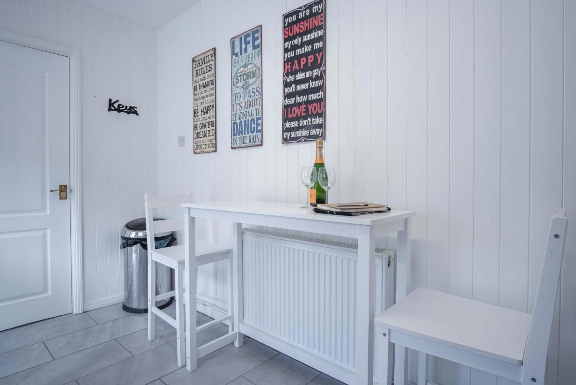 Holiday home Cefn Road - 3 Bedroom - Glais Swansea