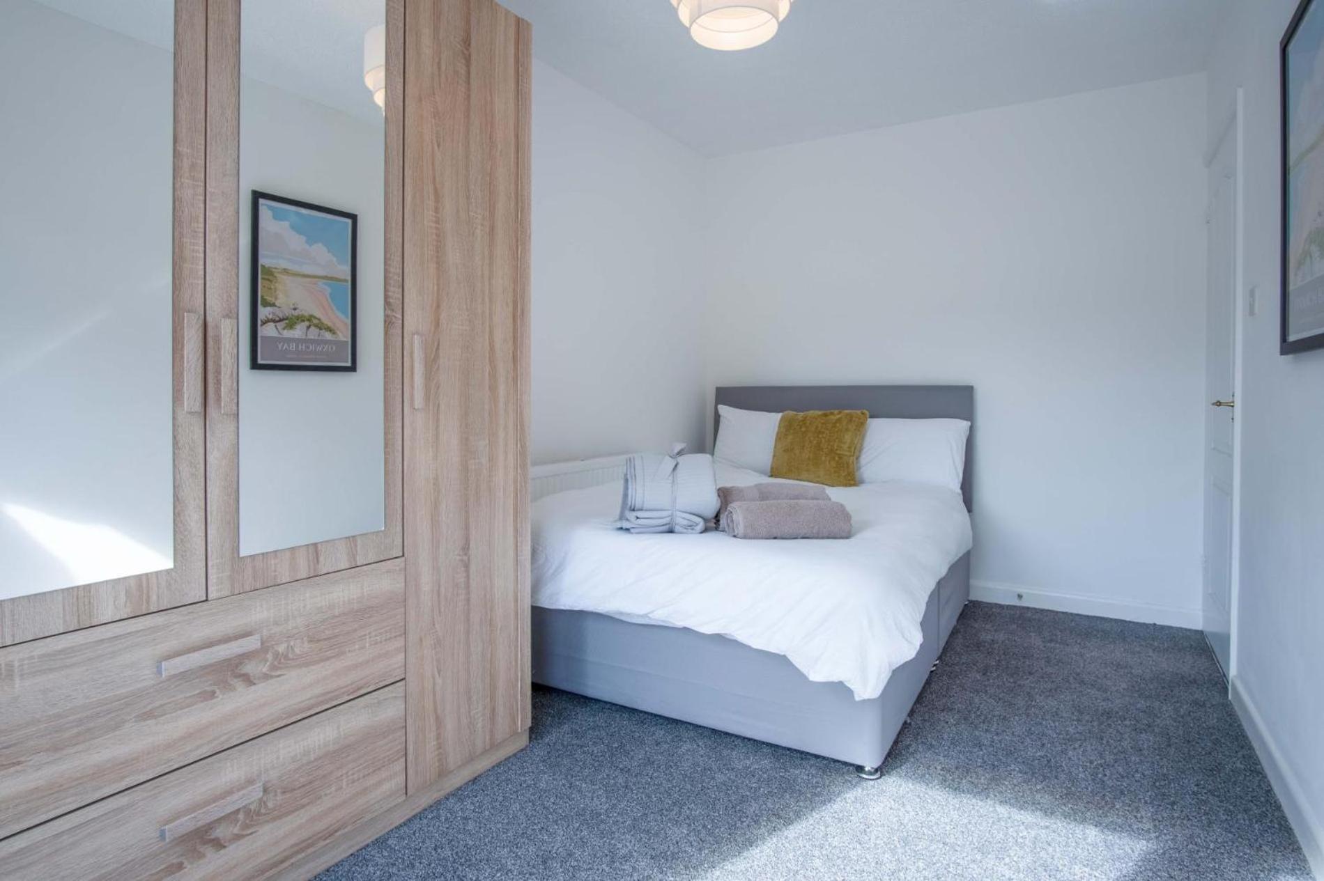 Cefn Road - 3 Bedroom - Glais Swansea