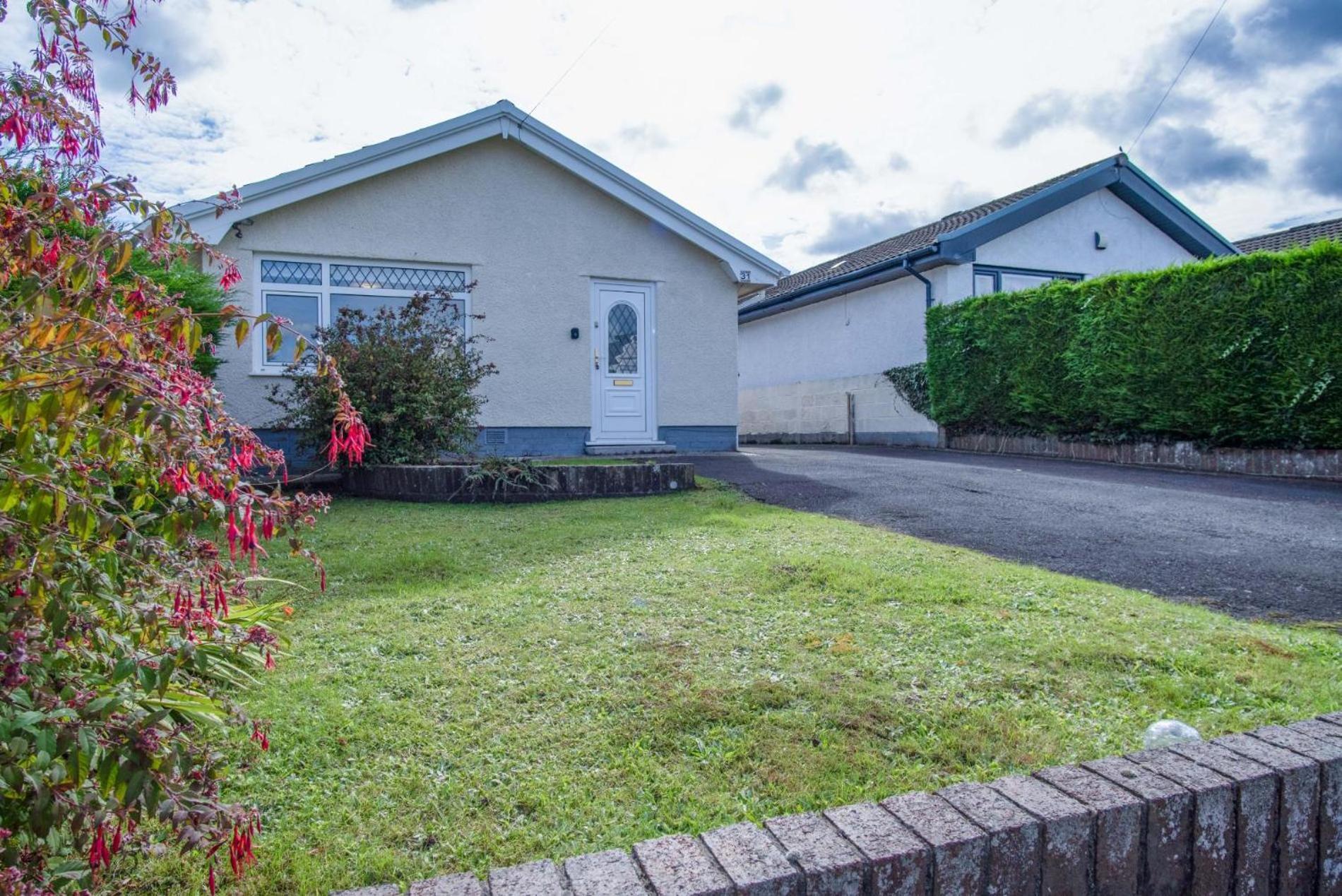 Cefn Road - 3 Bedroom - Glais