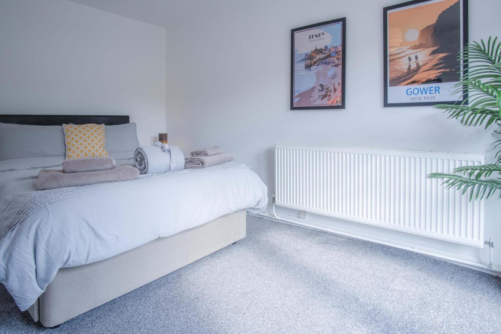 Cefn Road - 3 Bedroom - Glais Swansea